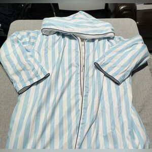 Truly Women’s Blue and White Striped Robe One Size Fits All Brand New